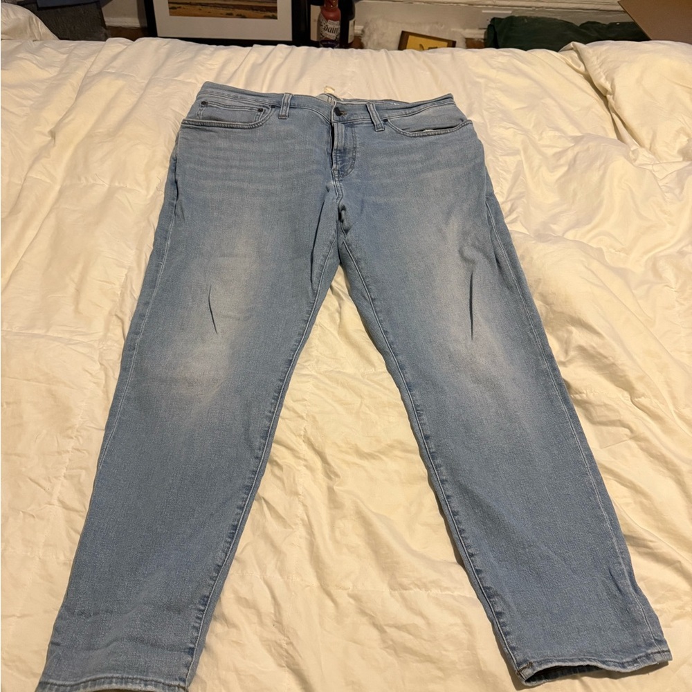 Madewell Men's Relaxed Taper Light Blue Wash Jeans